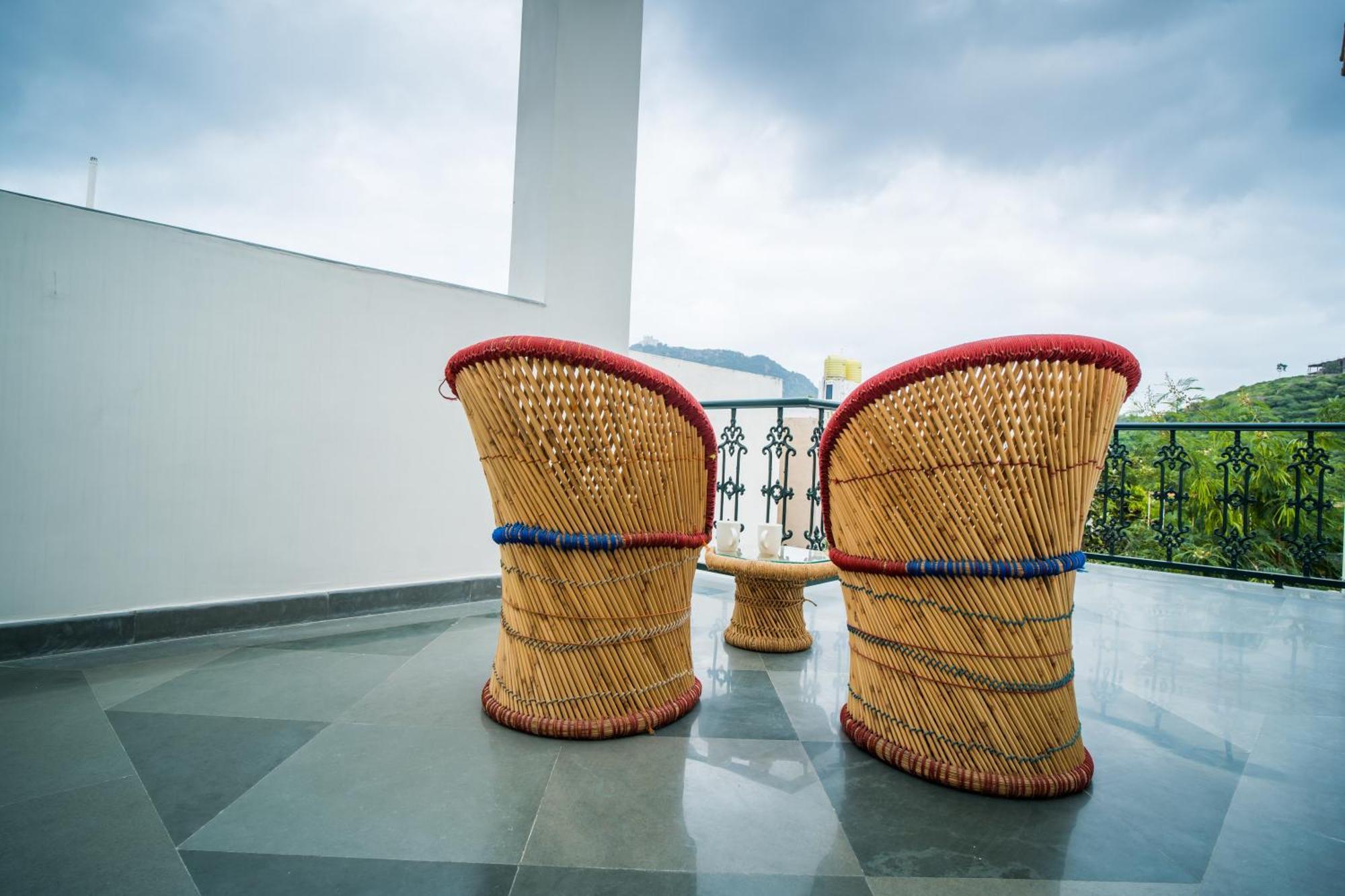 Chez Lavania - A Boutique Homestay Udaipur Ngoại thất bức ảnh